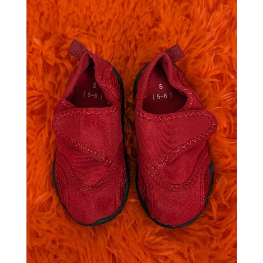 Sintetico Kids Red Velcro Swimming Pool River Water Shoes Socks Small 5/6